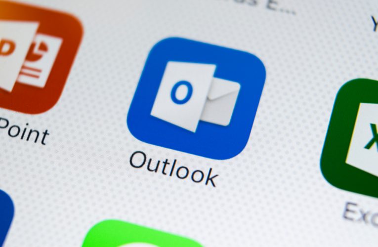 Is Microsoft Outlook easy to use?